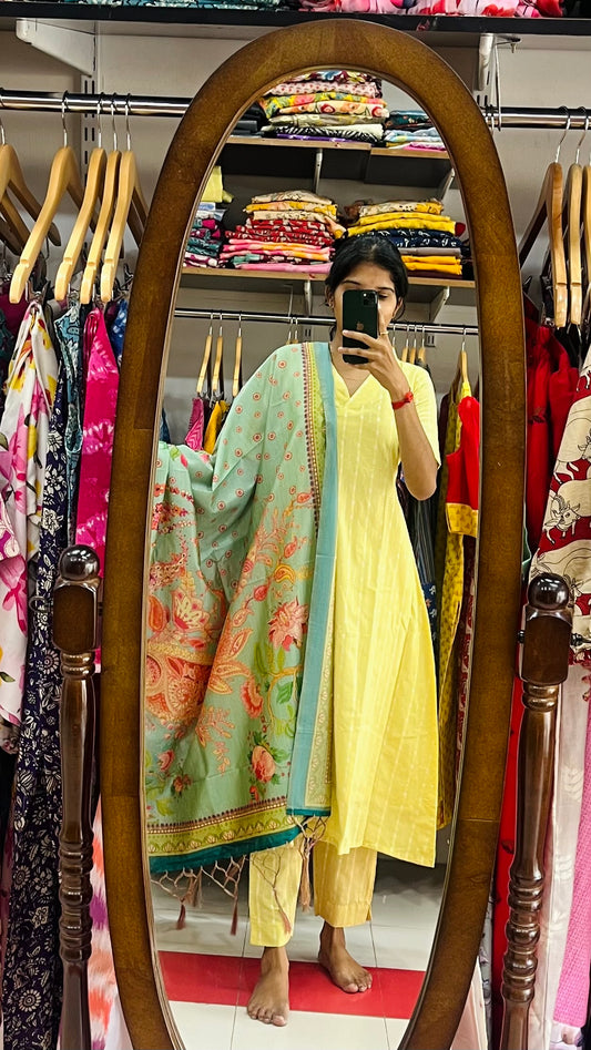 Butter Bloom Aline Salwar Suit - Xs