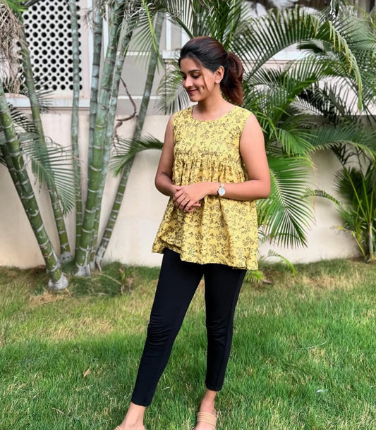 Peplum Crop Top Sleeveless - M