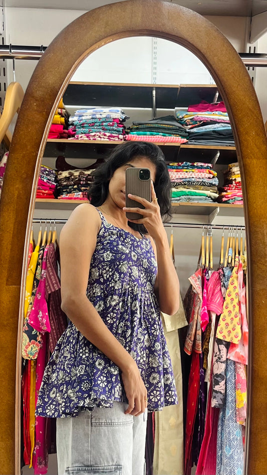 Sleeveless Peplum Cotton Crop Top - L