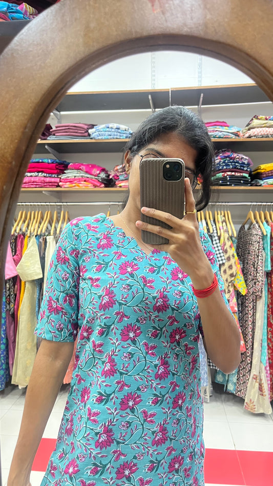 Cotton Candy Hue Top and bottom - Xs