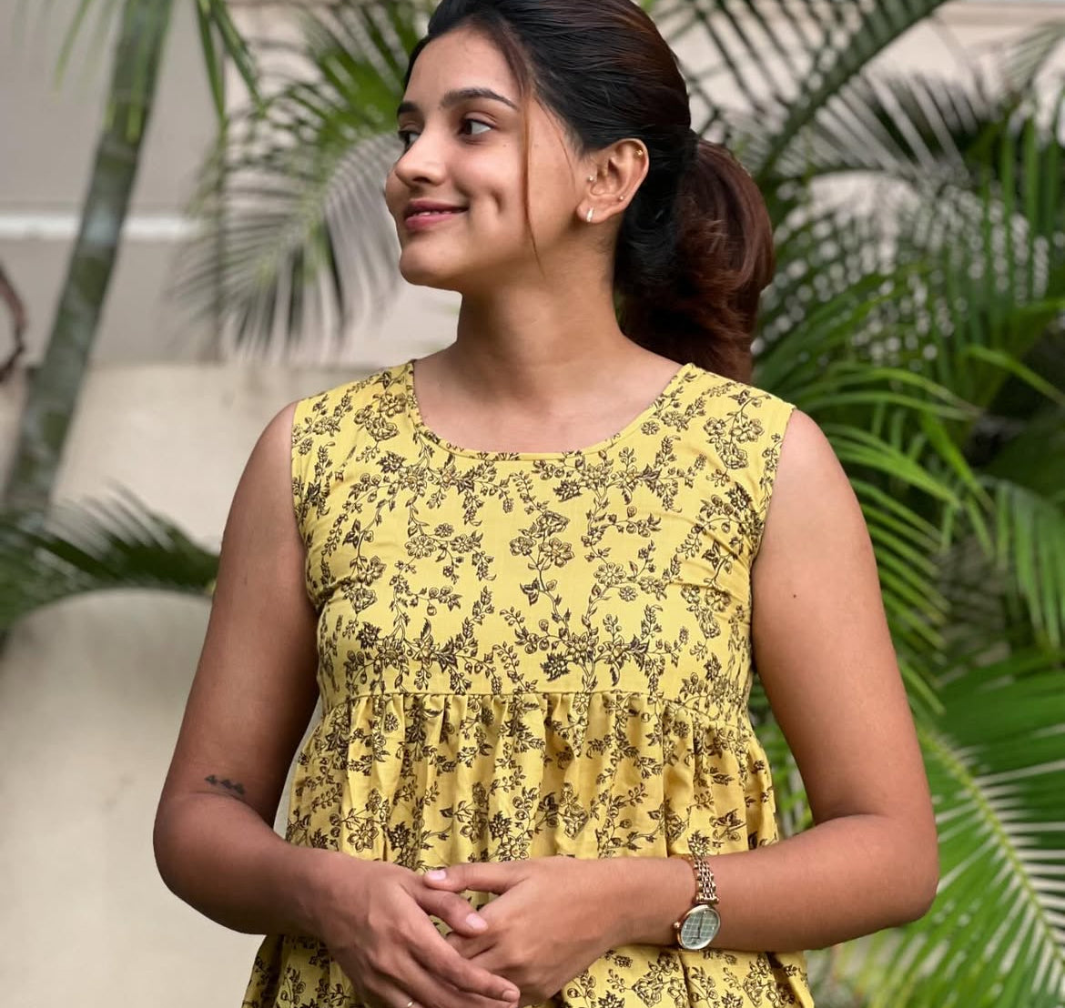 Peplum Crop Top Sleeveless - S